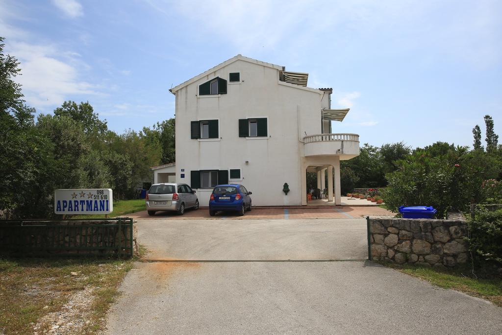 Apartments Vila Ana Seline Esterno foto