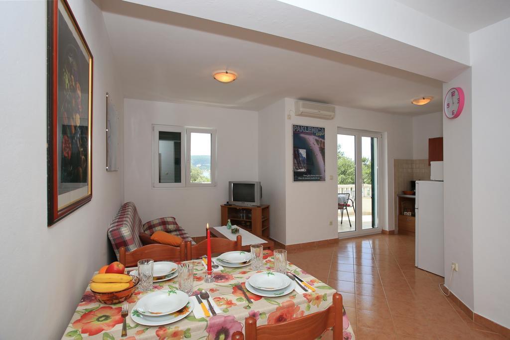 Apartments Vila Ana Seline Esterno foto